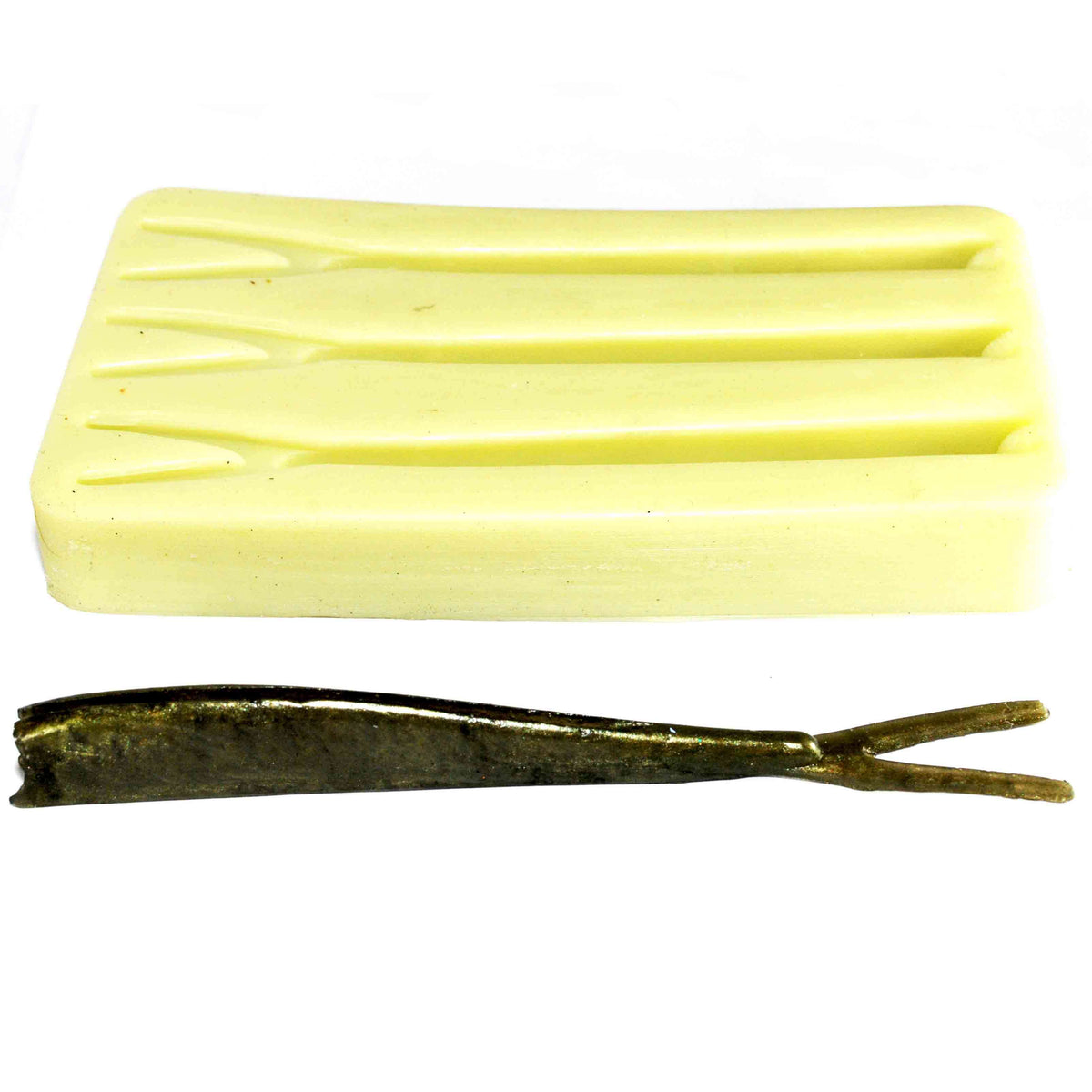 180061 Twin tail split belly shad